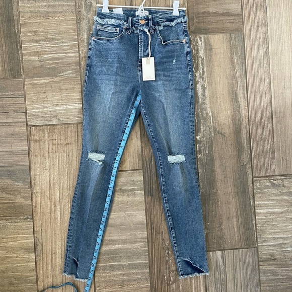 Good American Good Legs Under Fray Waistband High Rise Skinny Jeans size 4 (27) - Picture 10 of 11